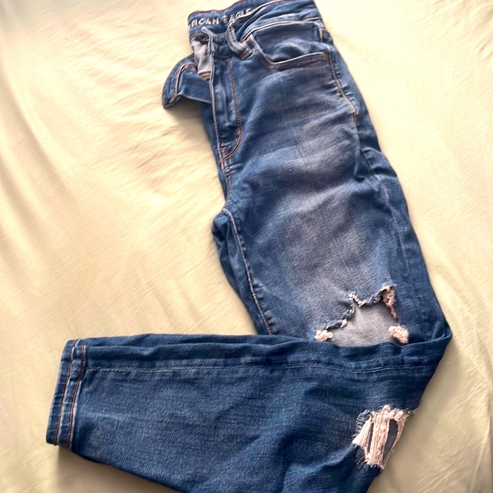 American Eagle Ripped High Rise Jegging - Picture 3 of 3